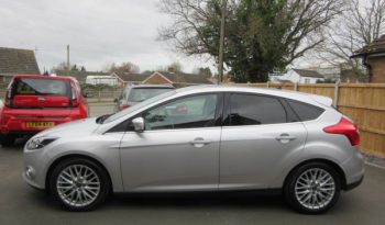 Approved Used Cars 2013 FORD Focus full
