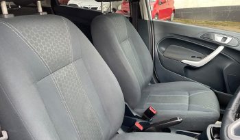 
									Ford Fiesta 2012 full								