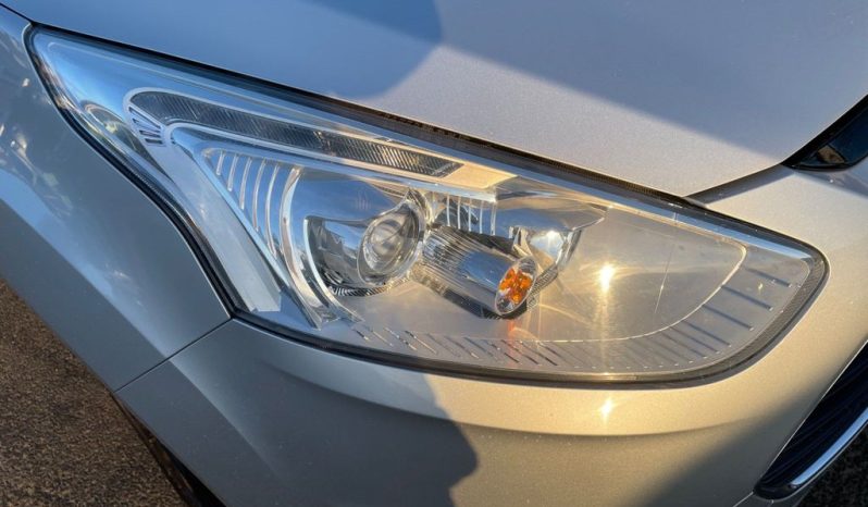 
								Ford B-MAX 2013 full									