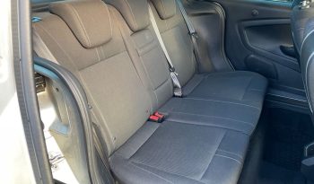 
									Ford B-MAX 2013 full								