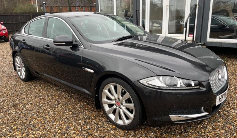
								Jaguar XF 2015 full									